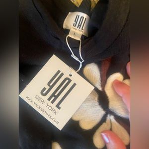 Saks off 5th floral sweater black white large